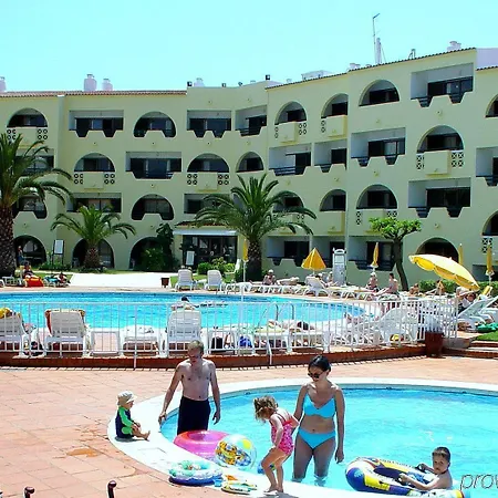 Cheerfulway Valmangude Jardim 3*