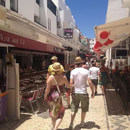 Aparthotel Cheerfulway Valmangude Jardim Albufeira