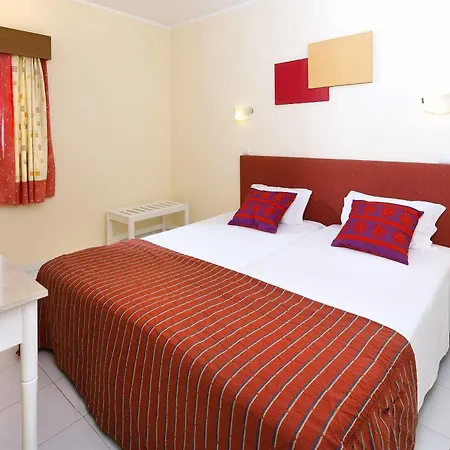 Cheerfulway Valmangude Jardim Aparthotel