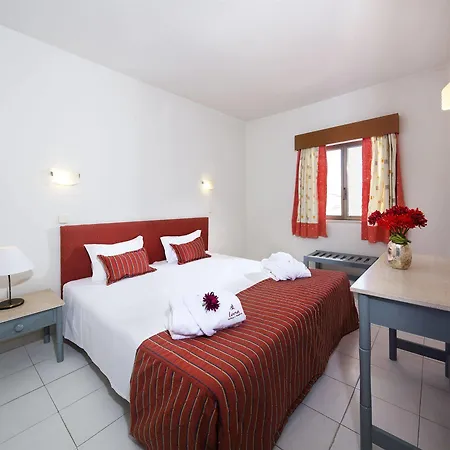 Cheerfulway Valmangude Jardim Aparthotel